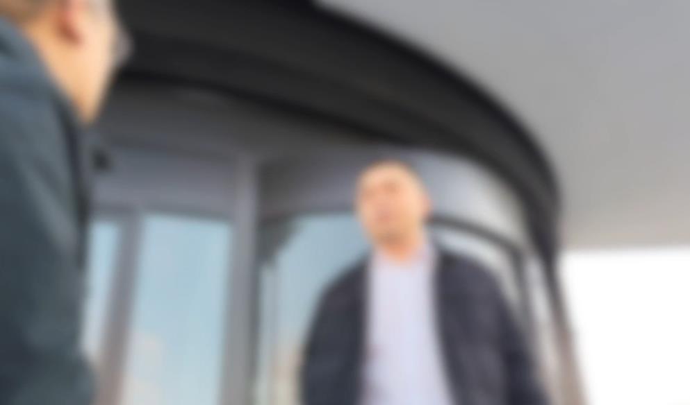 DƬ
